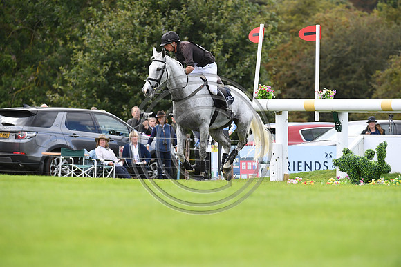 Richard P Jones_ALFIES CLOVER_LRBHT_PN19_120296