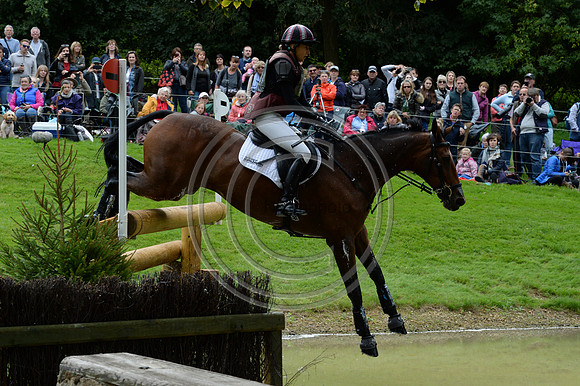 Sarah Bullimore_REVE DU ROUET_LRBHT_MR19_128577