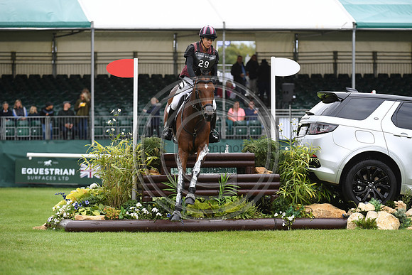 Sarah Bullimore_REVE DU ROUET_LRBHT_PN19_120076
