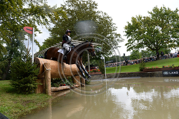 Sarah Bullimore_REVE DU ROUET_PN19_121344