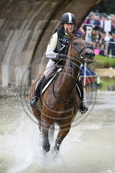 Pippa Funnell_MGH GRAFTON STREET_LRBHT_TM19_38655