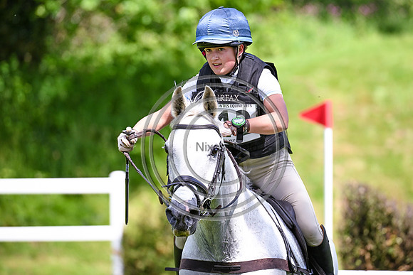 Mahony Knight_DISCO DONUT_BictonInter_PN24_26026