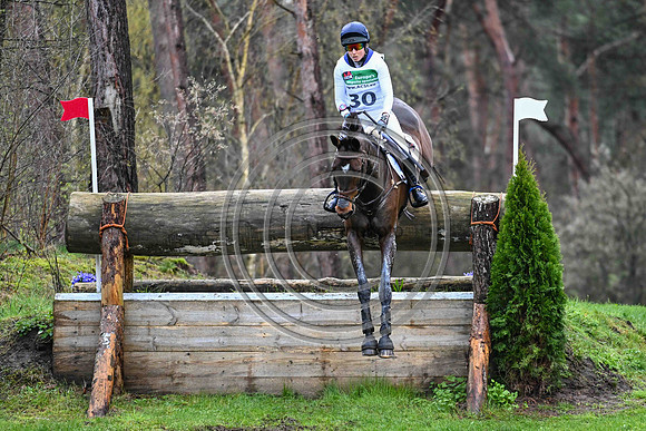 Kirsty CHABERT_Classic VI_Krone_PN23_125694