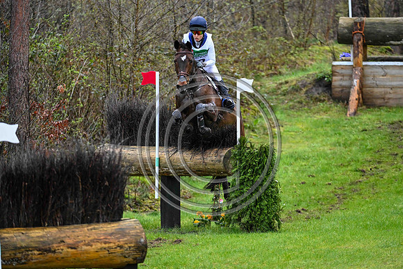 Kirsty CHABERT_Classic VI_Krone_PN23_125695