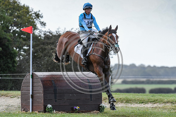Izzy Taylor_HARTACKER_BurnhamMarket_20PN_107152