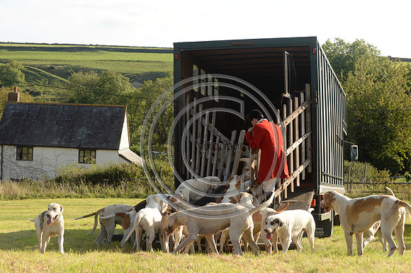 SouthDorset_Autumn_Hunting_20PN_107260