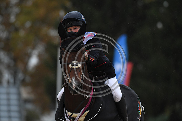 Laura COLLETT_LONDON 52_PauCCI5_20PN_119181