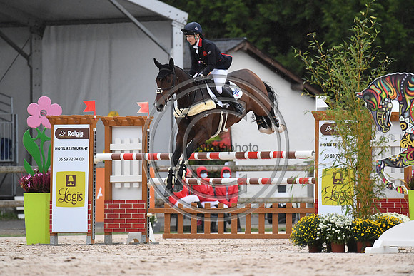 Laura COLLETT_LONDON 52_PauCCI5_20PN_119634