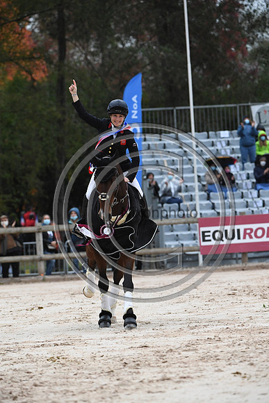 Laura COLLETT_LONDON 52_PauCCI5_20PN_119156