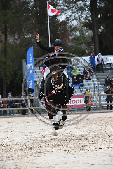 Laura COLLETT_LONDON 52_PauCCI5_20PN_119382