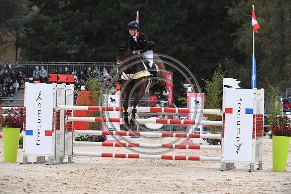 Laura COLLETT_LONDON 52_PauCCI5_20PN_119615