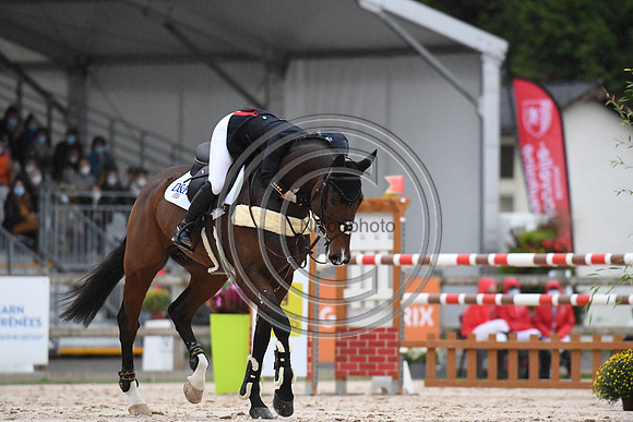 Laura COLLETT_LONDON 52_PauCCI5_20PN_119714