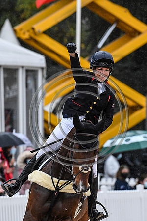 Laura COLLETT_LONDON 52_PauCCI5_20PN_119677