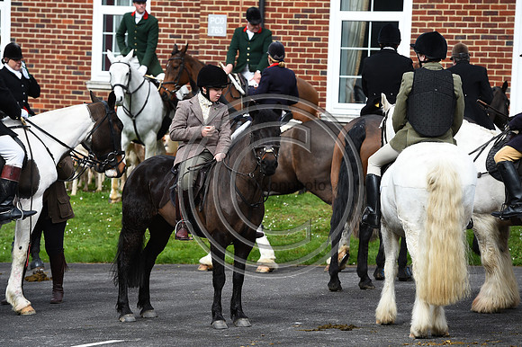 RAHunt_Hunting_PN24_123063
