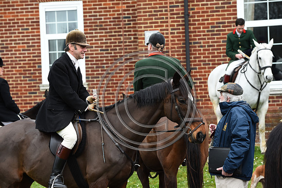RAHunt_Hunting_PN24_123101