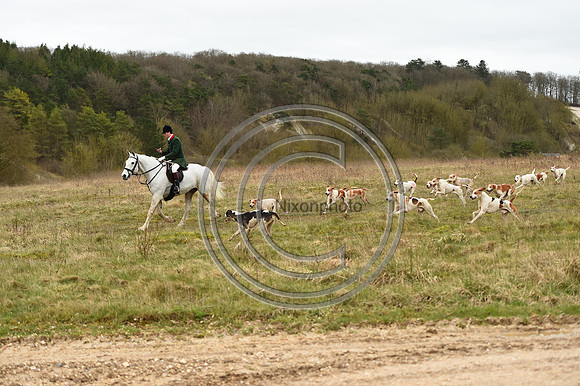 RAHunt_Hunting_PN24_123177