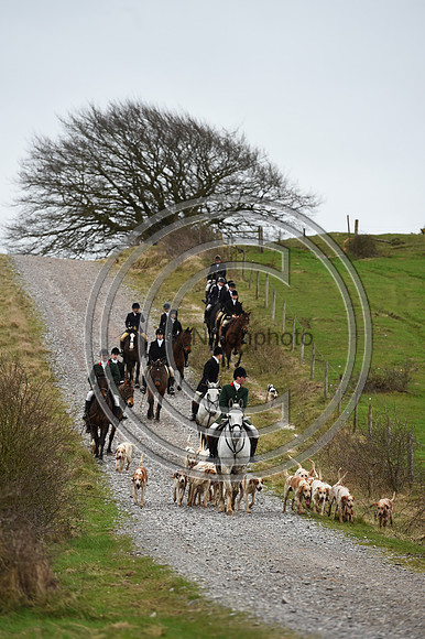 RAHunt_Hunting_PN24_123189