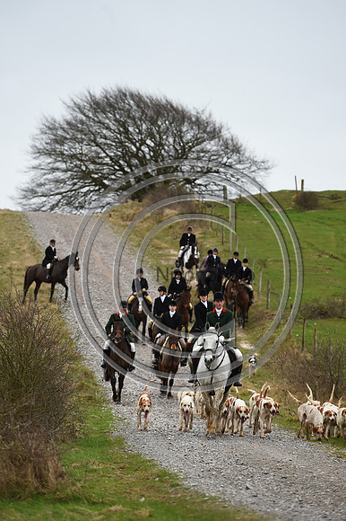 RAHunt_Hunting_PN24_123190