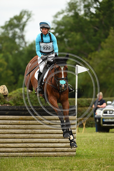 HorseNo922_Aston3_20PN_70862