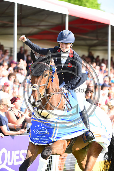 Laura Collett_London 52_PN22_22823