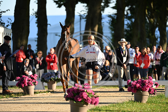 Yasmin INGHAM_BANZAI DU LOIR_Paris_153
