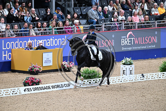 Nanna Skodborg Merrald_Blue Hors St. Schufro_LIHS_PN24_180868