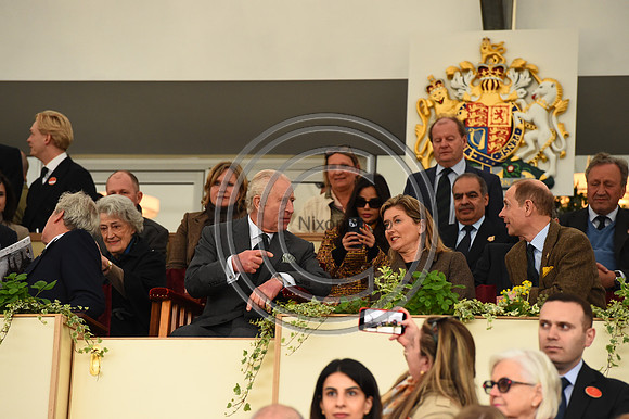 RoyalBox_RWHS_PN23_16009