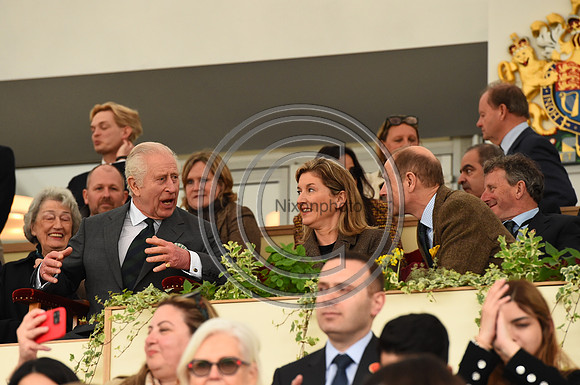 RoyalBox_RWHS_PN23_16010