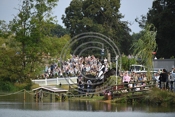 PhilBrown_HarryRobinson_LRBHT_PN22_45352