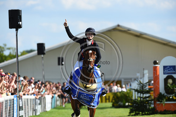 Laura Collett_London 52_PN22_21094