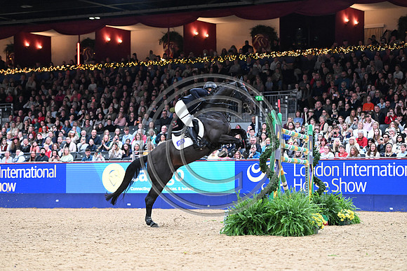 Gemma Stevens_Envoy Merelsnest Z_LIHS_PN24_3747