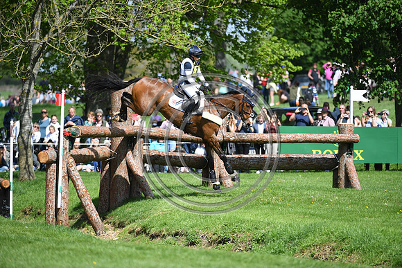 Laura Collett_London 52_PN22_20824