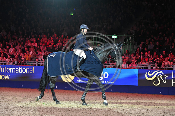 Gemma Stevens_Envoy Merelsnest Z_LIHS_PN24_3768