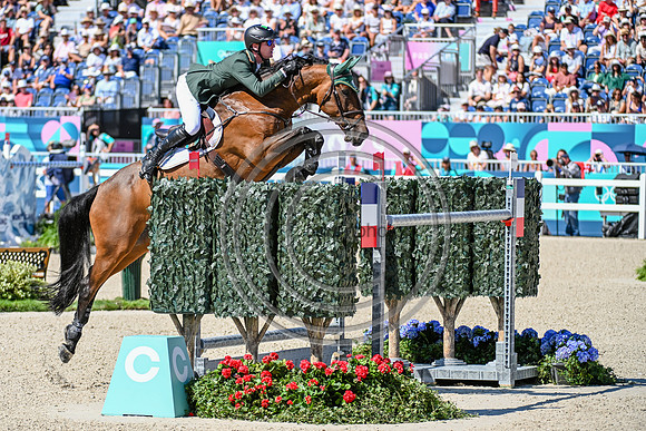 Daniel COYLE riding LEGACY_Paris24_PN24_158869