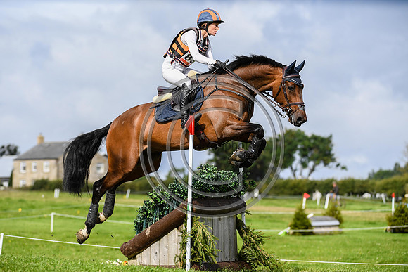 Kimberly Cecere_LISSABON VDL_RBHT_PN23_50802