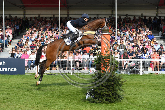 Laura Collett_London 52_PN22_21046