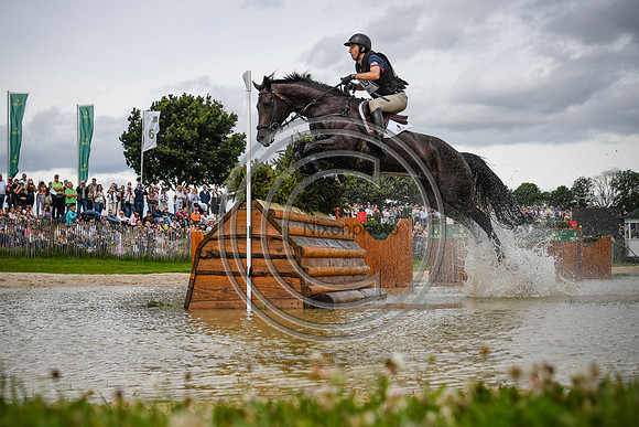 James ALLISTON_Karma_Aachen_PN24_149112