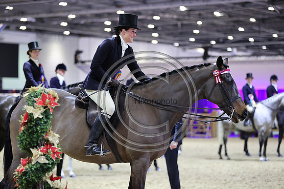 Lady Buttons_Jennie Durrans_LIHS_PN24_9903