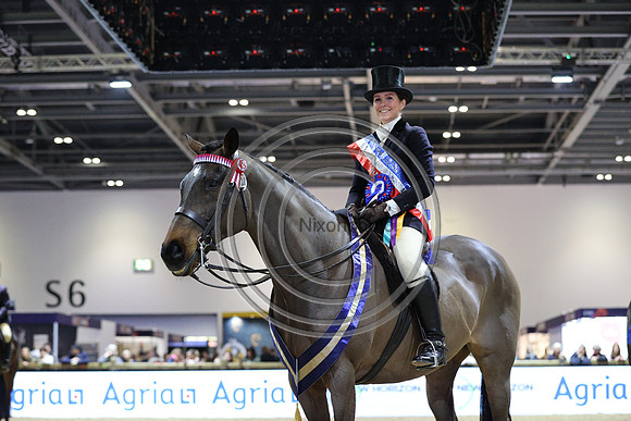 Lady Buttons_Jennie Durrans_LIHS_PN24_9931