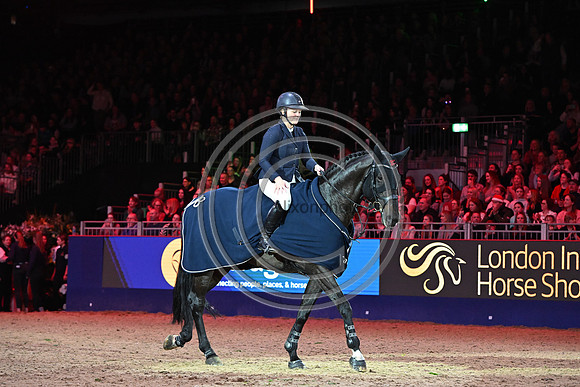 Gemma Stevens_Envoy Merelsnest Z_LIHS_PN24_3766