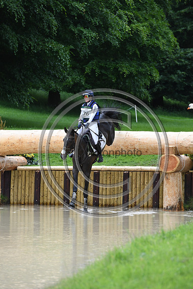 Kirsty Chabert_OPPOSITION LOIRE_Bramham Inter_PN22_24438