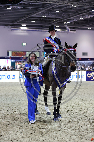 Lady Buttons_Jennie Durrans_LIHS_PN24_9918