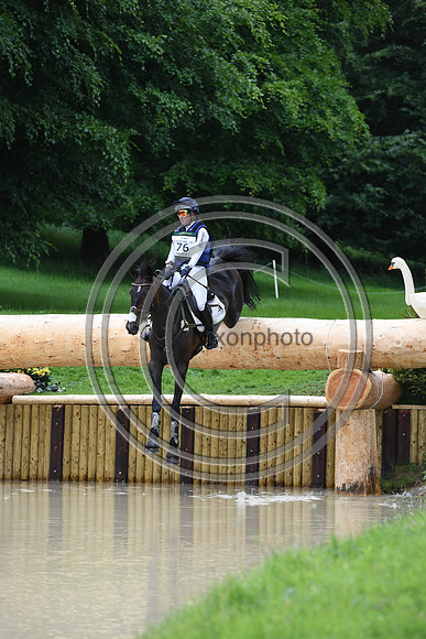 Kirsty Chabert_OPPOSITION LOIRE_Bramham Inter_PN22_24437