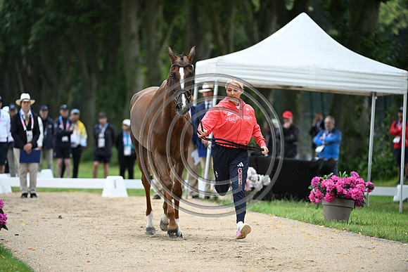 Yasmin INGHAM_BANZAI DU LOIR_Paris_145